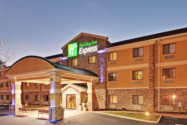 Holiday Inn Express Winfield - Teays Valley, an IHG Hotel