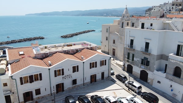 Hotel Punta San Francesco