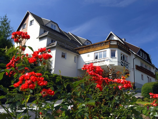 Hotel Schöne Aussicht