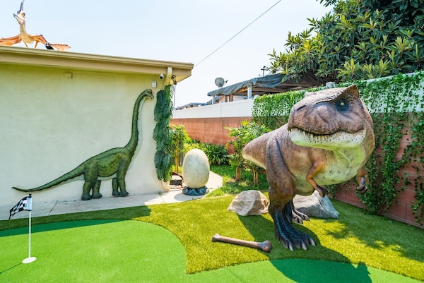 The Dinosaur House