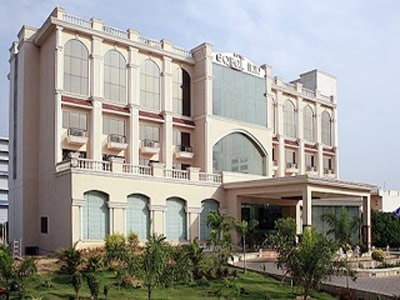 Hotel Eqbal Inn