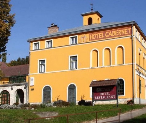 Hotel Cabernet
