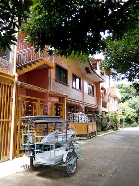 M. Cabildos Transient House