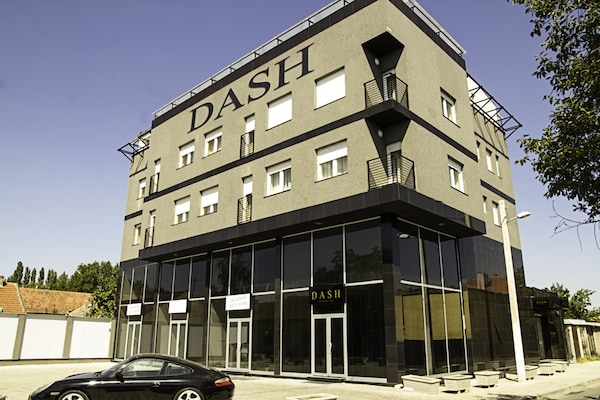 Garni Hotel Dash