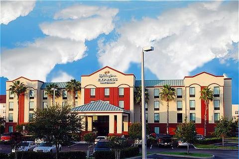 Holiday Inn Express & Suites Tampa Northwest-Oldsmar