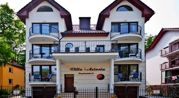 Villa Astoria
