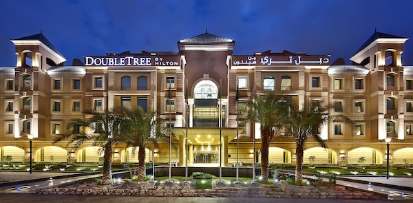 DoubleTree by Hilton Hotel Riyadh - Al Muroj Business Gate