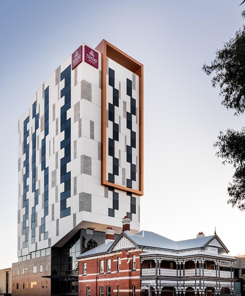 Holiday Inn West Perth - an IHG Hotel