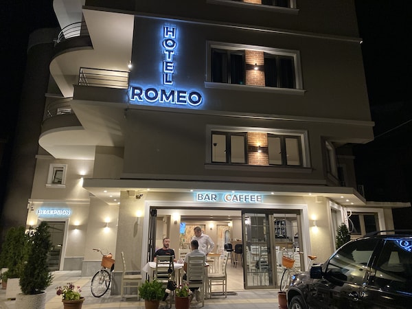 Hotel Romeo