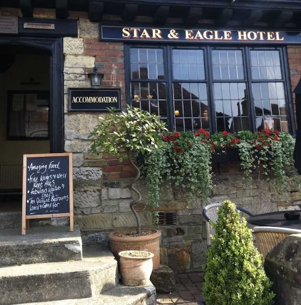 Star & Eagle Hotel