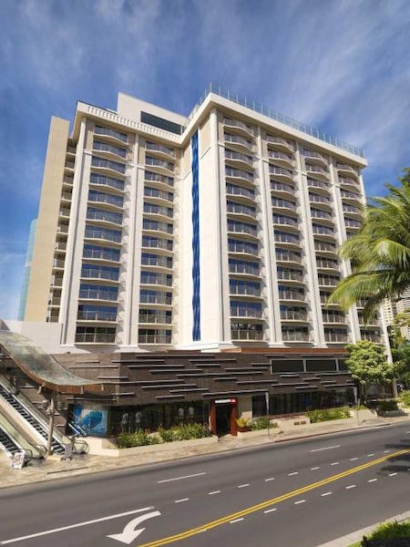 Hokulani Waikiki by Hilton Grand Vacations