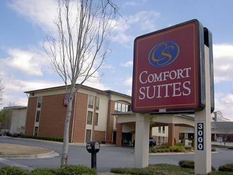 Comfort Suites At North Point Mall