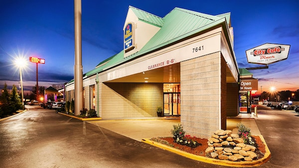 Best Western Heritage Inn