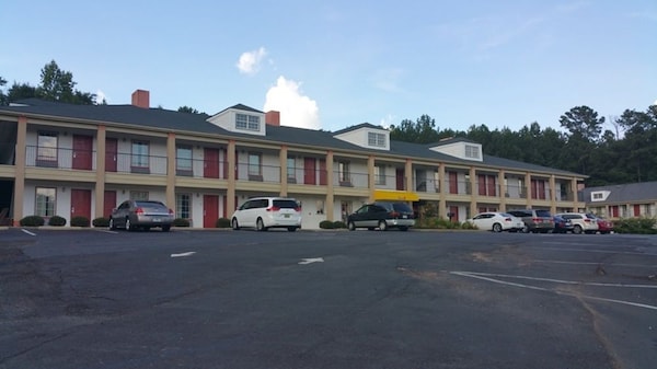 Baymont Inn And Suites Alexander City AL