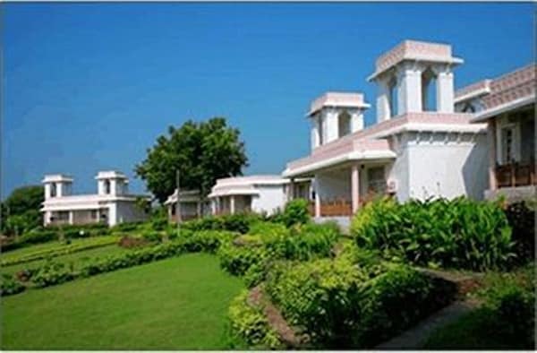 Hotel Narmada Retreat