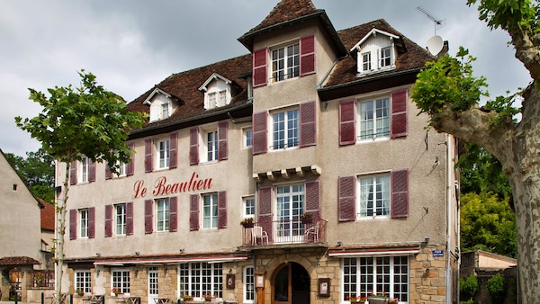 Logis Hotel Le Beaulieu
