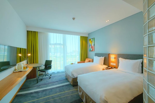 Holiday Inn Express Handan East