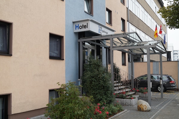 Hotel Am Vogelsanger Weg