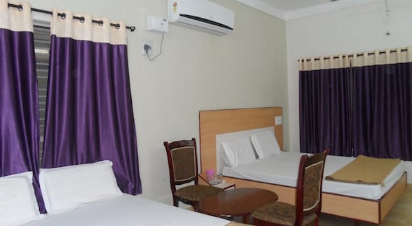 Hotel Pasuparthy Residency