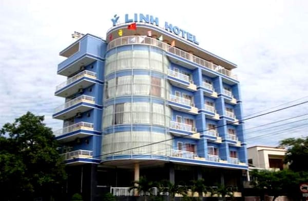 Y Linh Hotel