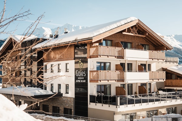 Alpine Hotel Resort Goies