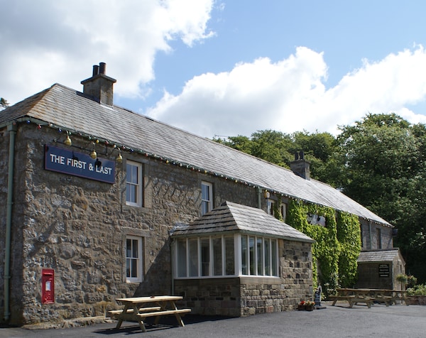 The Redesdale Arms