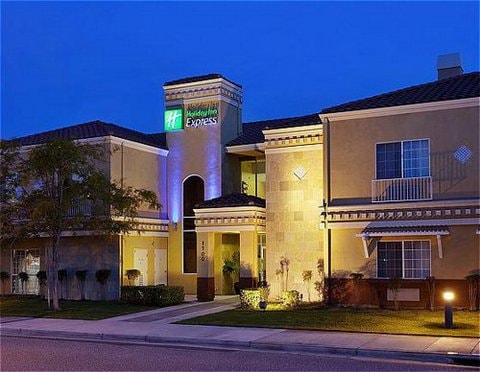 Holiday Inn Express & Suites Santa Clara, An Ihg Hotel