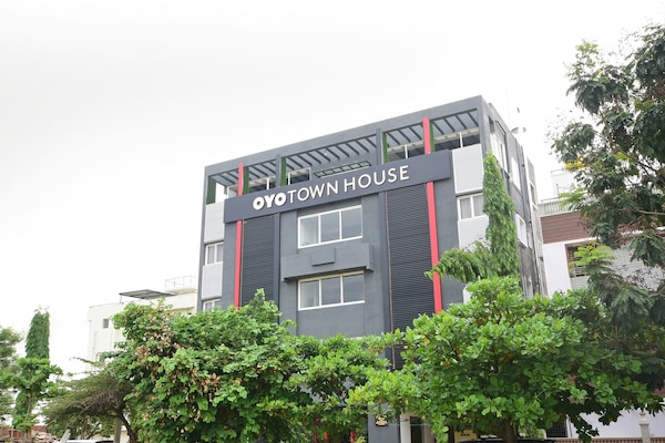 Oyo Townhouse 106 Green Arcade