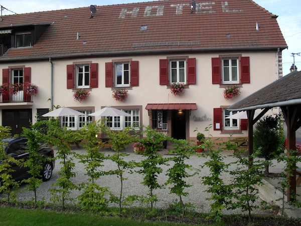 Hotel du Haut Koenigsbourg- entre vignes et chateau