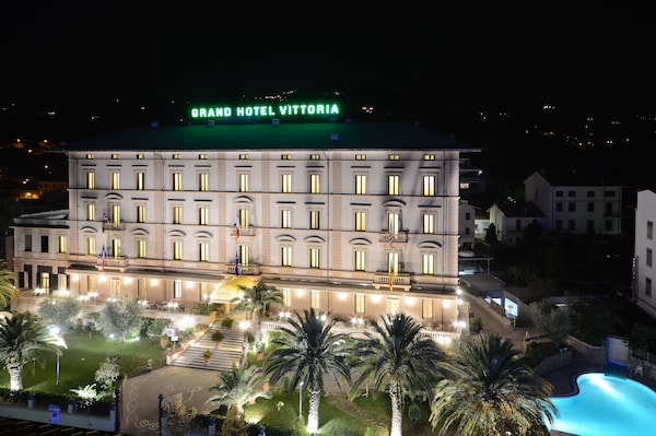 Vittoria Grand Hotel
