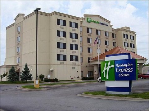 Holiday Inn Express Hotel & Suites Coralville, an IHG Hotel