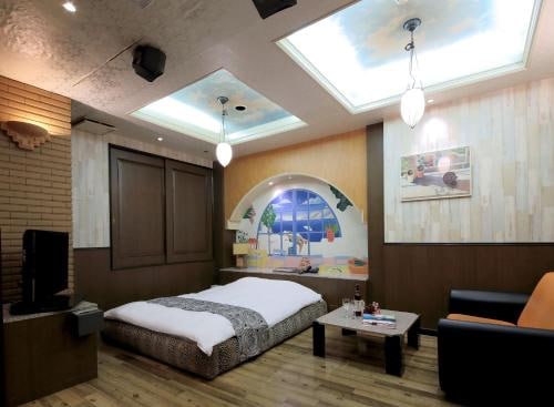 Hotel Mio Plaza (adult Only)