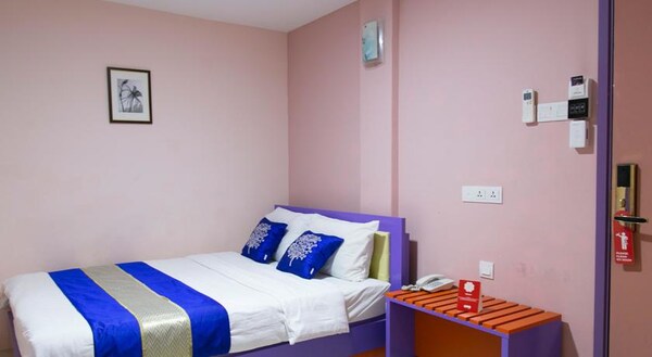 Oyo Rooms Brickfields Sri Paandi