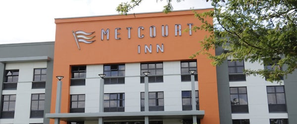 Metcourt Inn at the Grand Palm