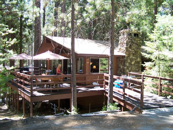 Papa Bear Cabin