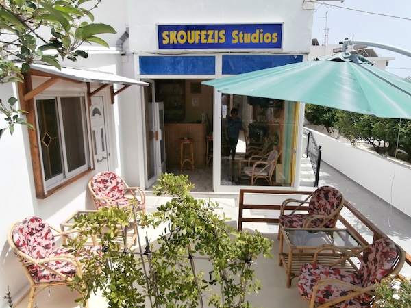 Hotel Skoufezis Studios