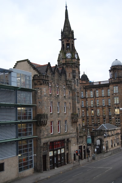Glasgow Central Clock Tower Boutique Suites and Bistro