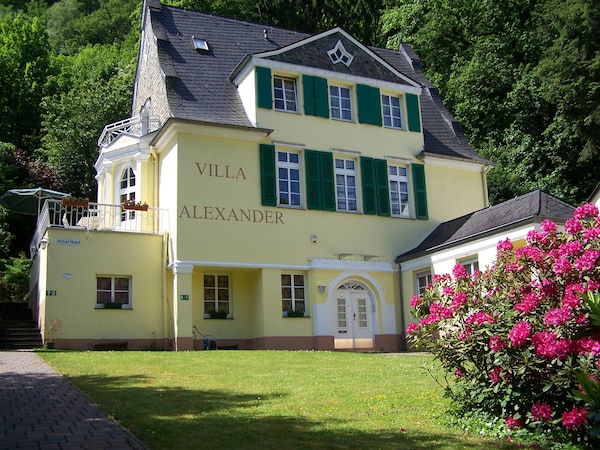 Villa Alexander
