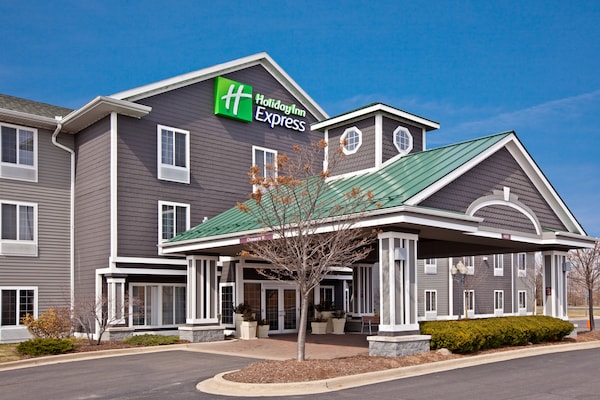 Holiday Inn Express Grand Rapids Southwest, an IHG Hotel
