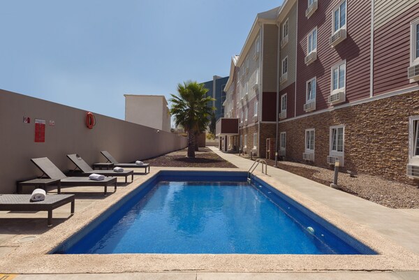 Extended Suites Mexicali Cataviña
