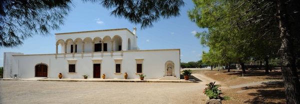 Farm just 5 km from the beautiful Ionian Sea, in the beautiful Salento.