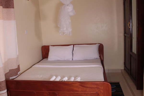 Agabet Hotel - Mbale