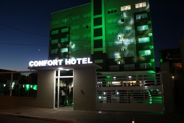 Confort Fronteira Hotel