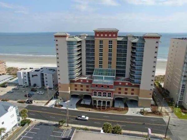 Atlantic Breeze Ocean Resort