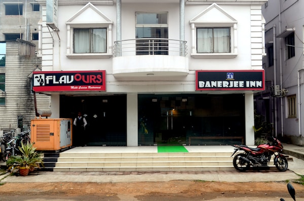 Banerjee Inn Ambuja City Centre