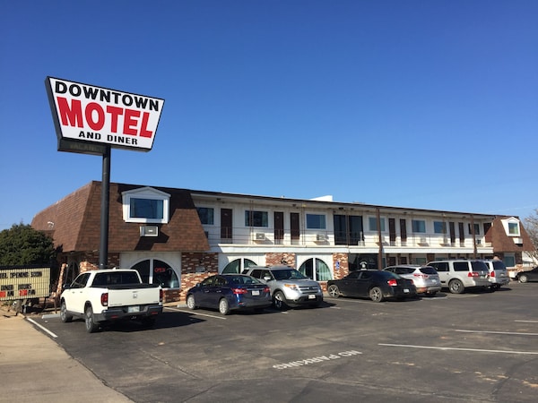 Downtown Motel Woodward