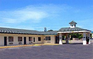 Pearsall Executive Inn And Suites