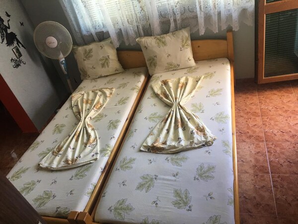 Rooms Stoevi