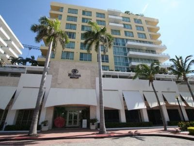 Miami Beachfront Bentley Hotel Studio Condo With Balcony