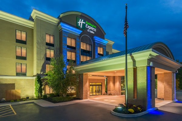 Holiday Inn Express Hotel & Suites Rochester Webster, an IHG Hotel